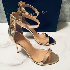 Massimo Matteo Open Toe Sandal Unicorn Heel 9M